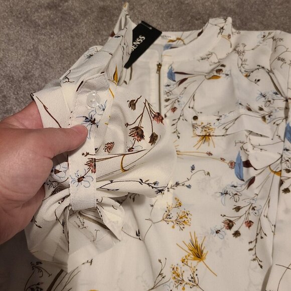 NWT 3 blouses - 2 white (identical) and one flowery - Picture 5 of 5